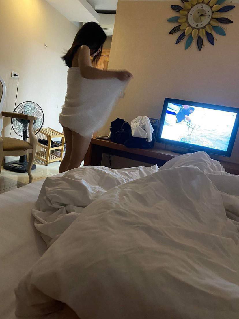 ဟိုတယ်မှာအဝစား