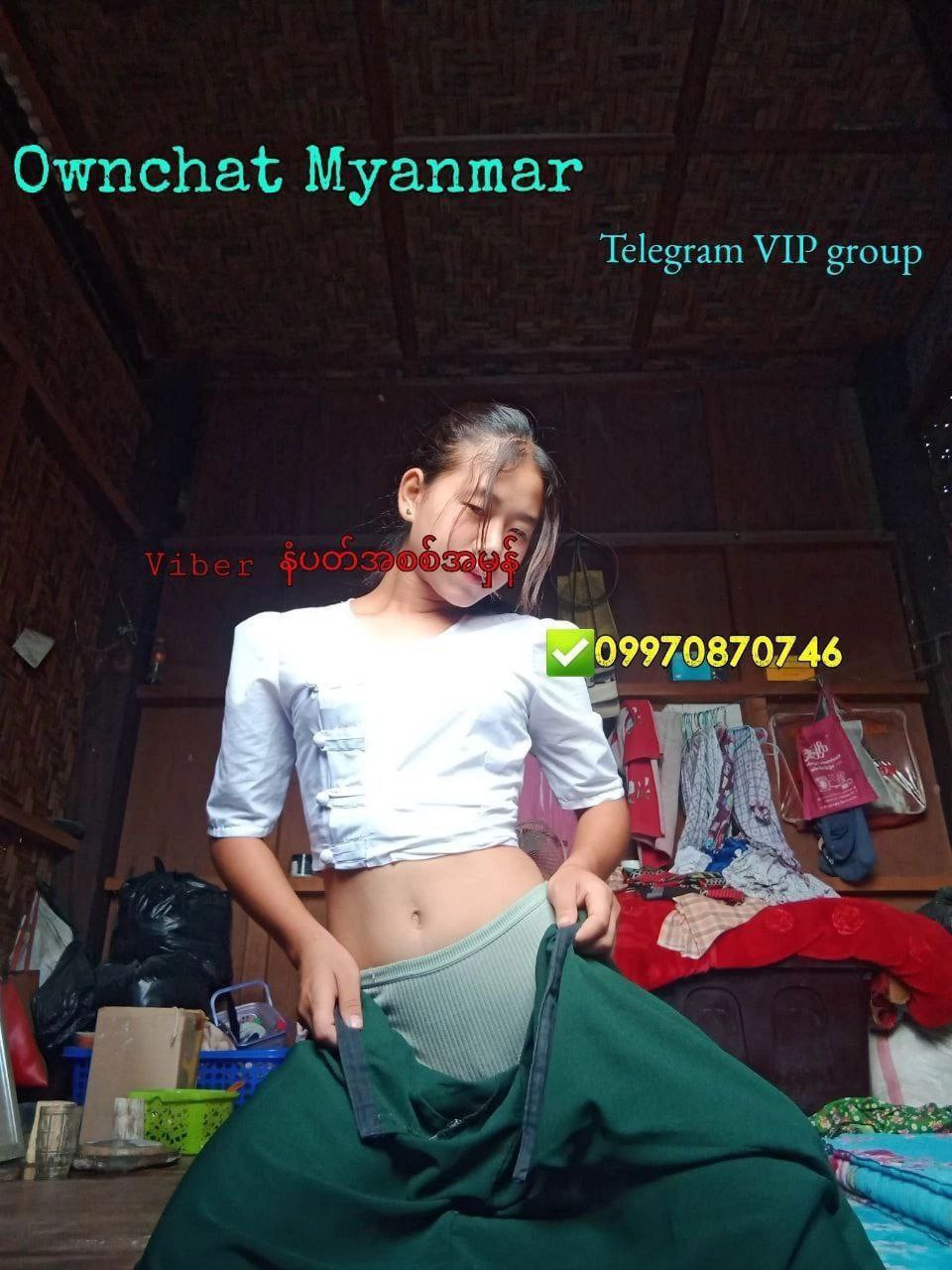 ကျောင်းသူလေးကအရမ်းထန်